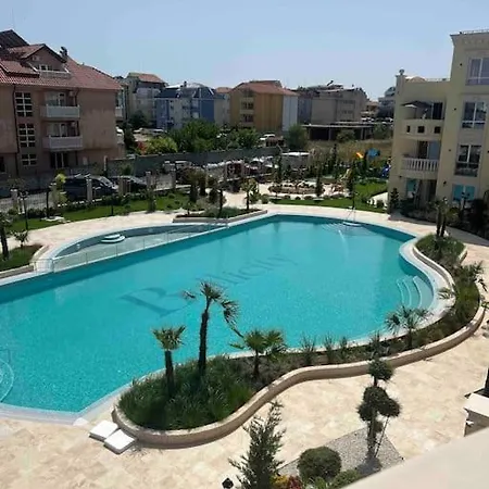 Sunny In Bellicity Complex Апартамент Равда